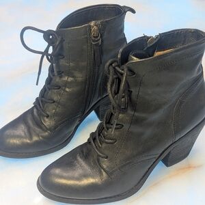 Sofft Black Leather Lace-Up Ankle Boots | Side Zip| Block Heel Soft Goth